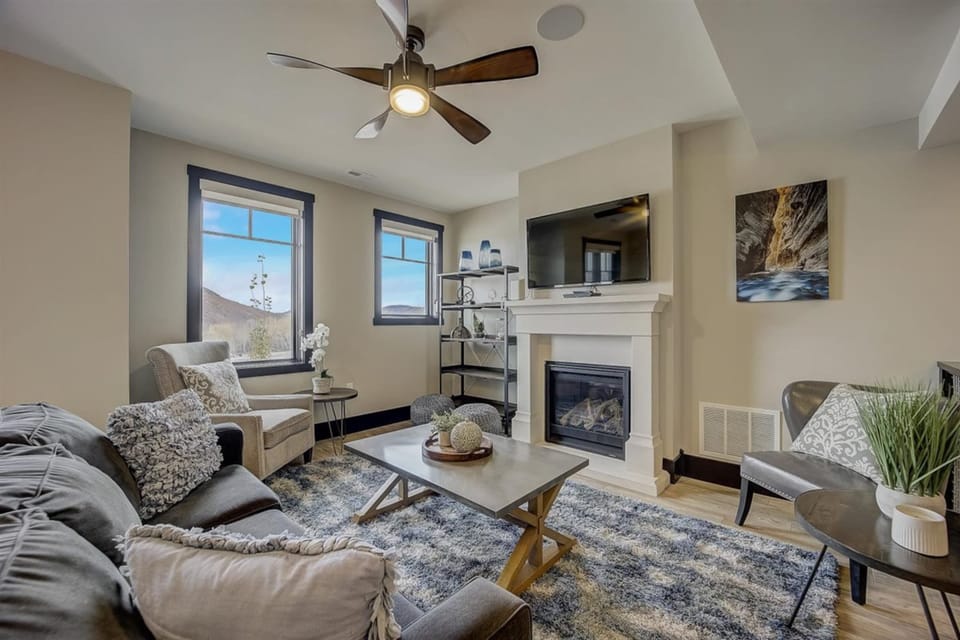 Living room.