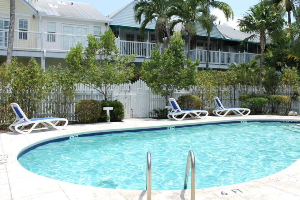 Southard Court Pool