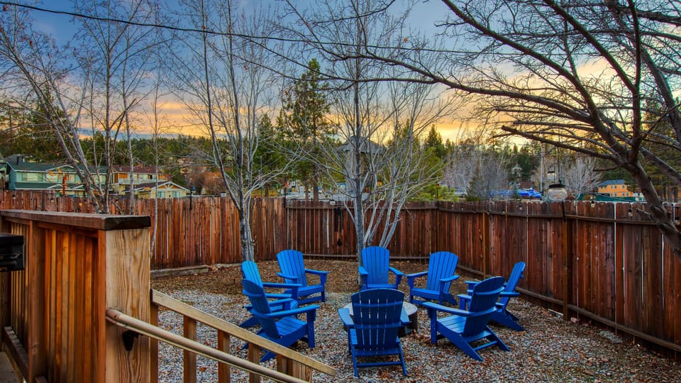 Private firepit lounge area.