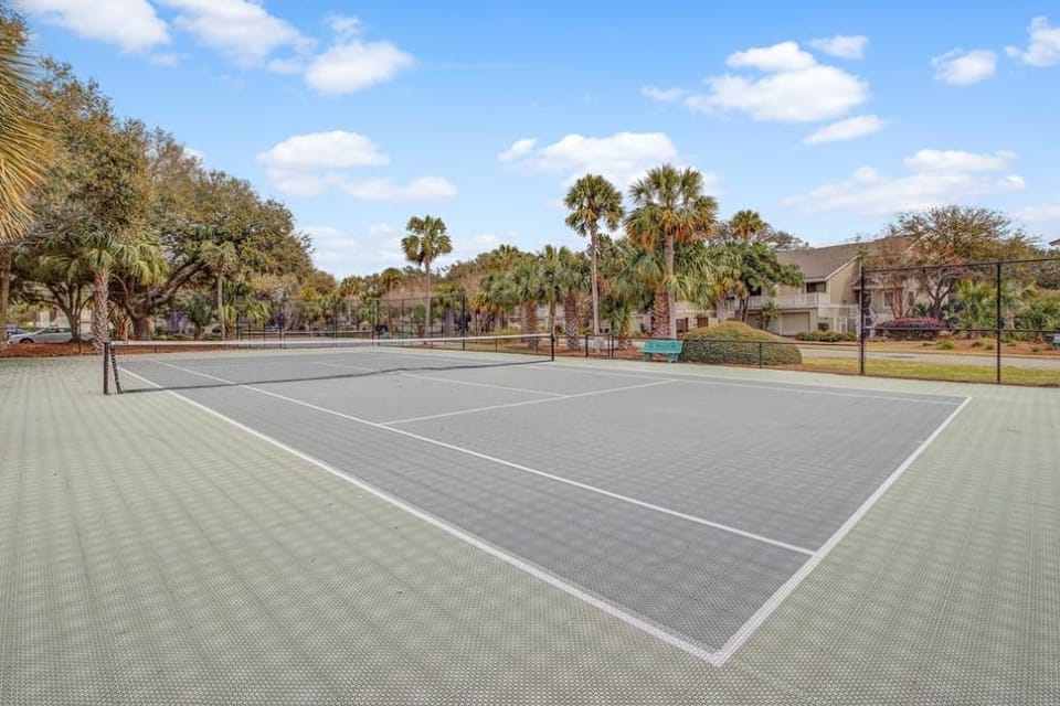Fairway Dunes tennis court, two pickleball courts, and a sport court with basketball goal.