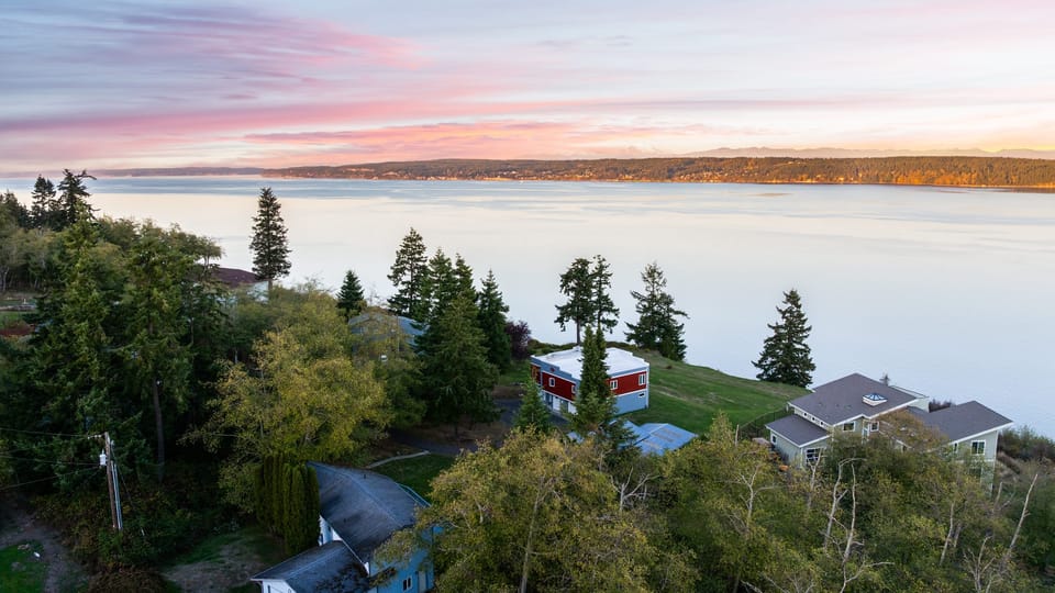 Aerial view of the coastal neighborhood.