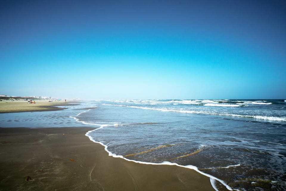 Walk by the shore!