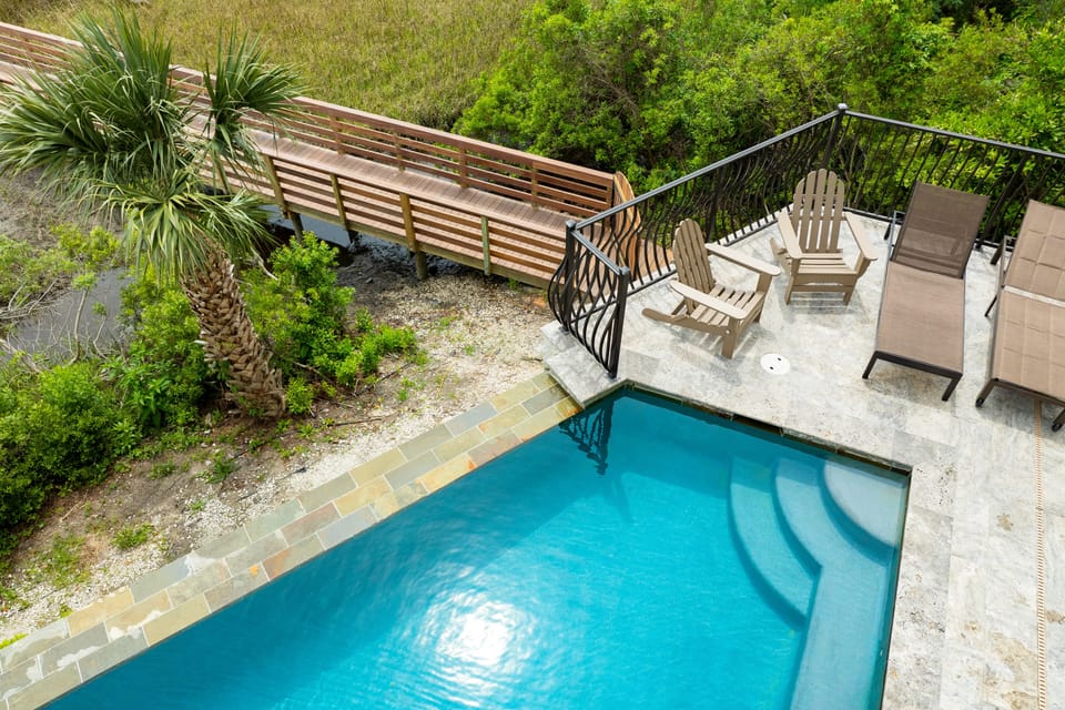 Amazing pool.