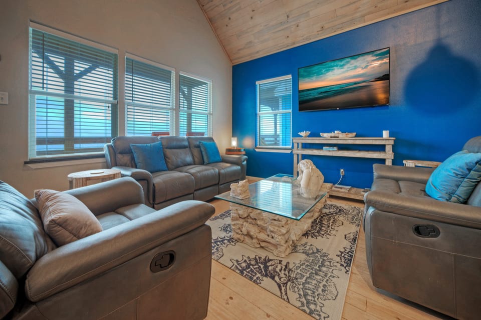 Comfortable and spacious living area.