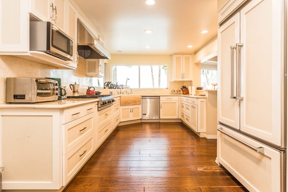 Fully-equipped kitchen.