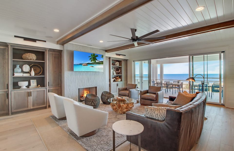 12 Main Level Living Area
