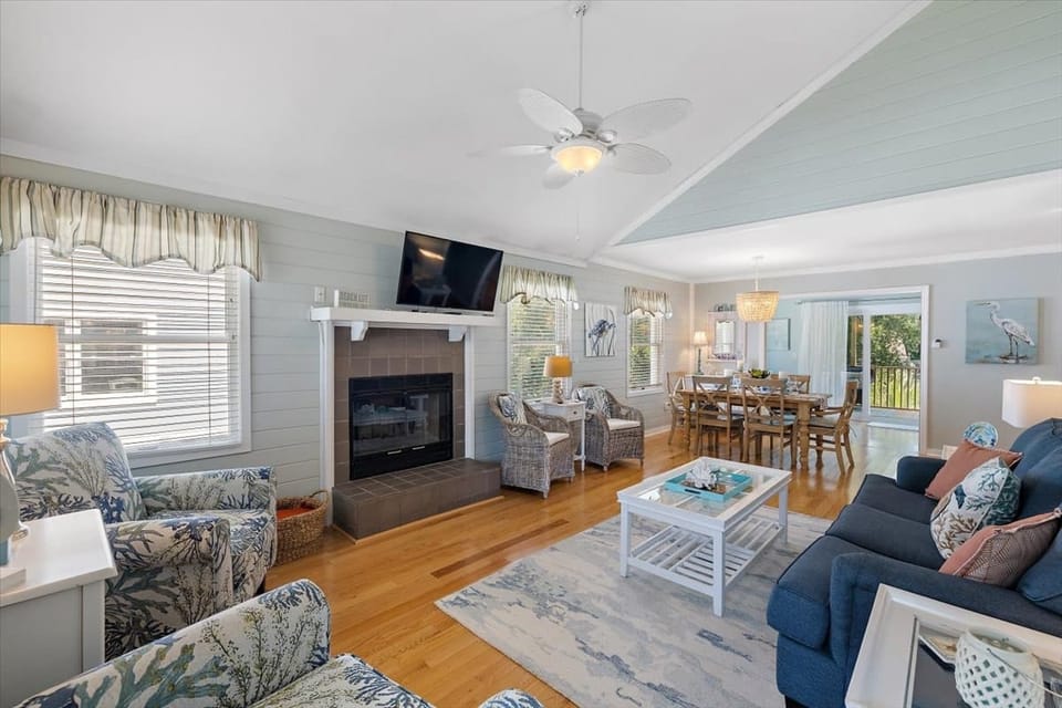 Living room.