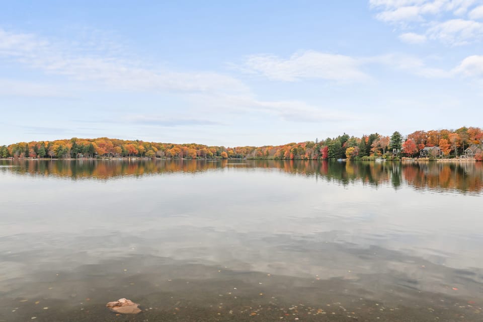 We can't wait to welcome you to this lakeside haven!