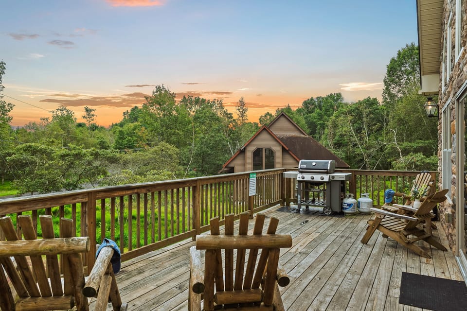 Grill up your favorite meal and take in the scenery.