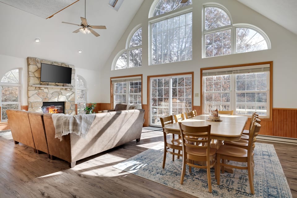 Modern elegance with panoramic views