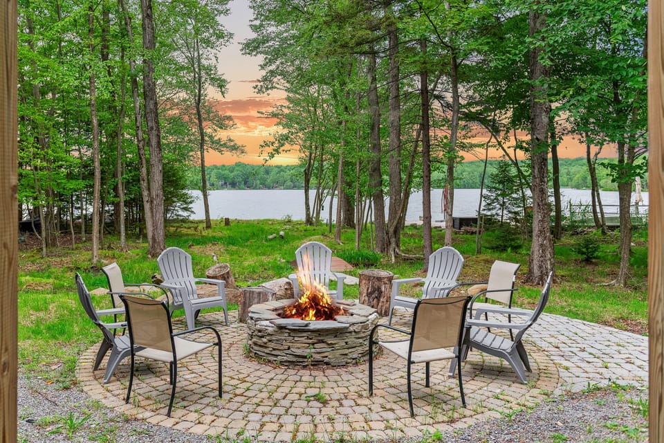 Welcome to Tavern at the Woods!