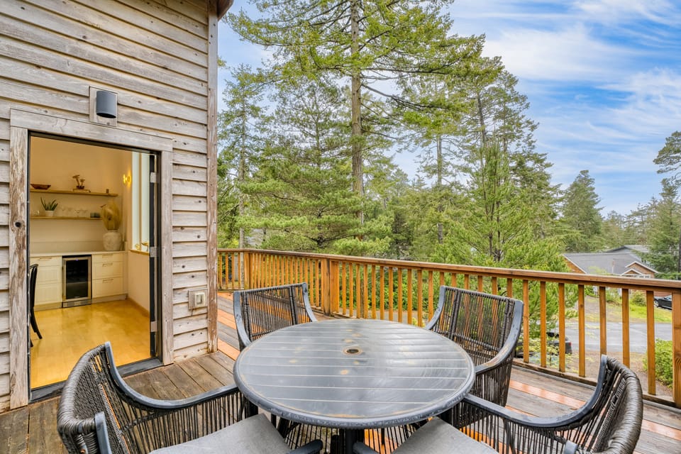 Front deck with dining table for morning coffee or evening wine.
