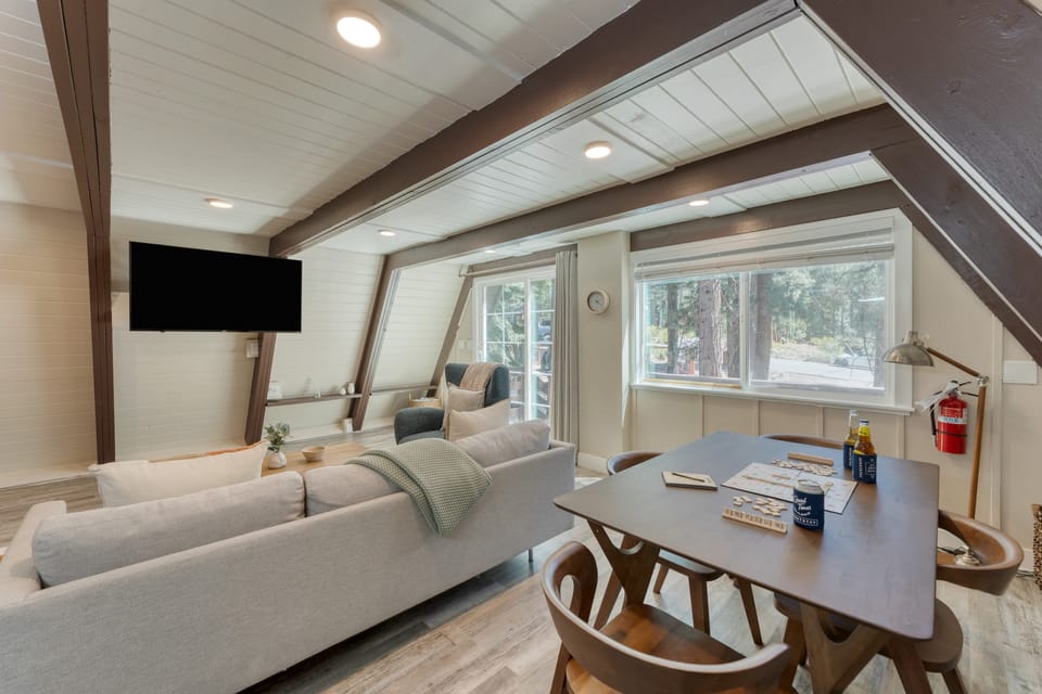 Open floor plan.