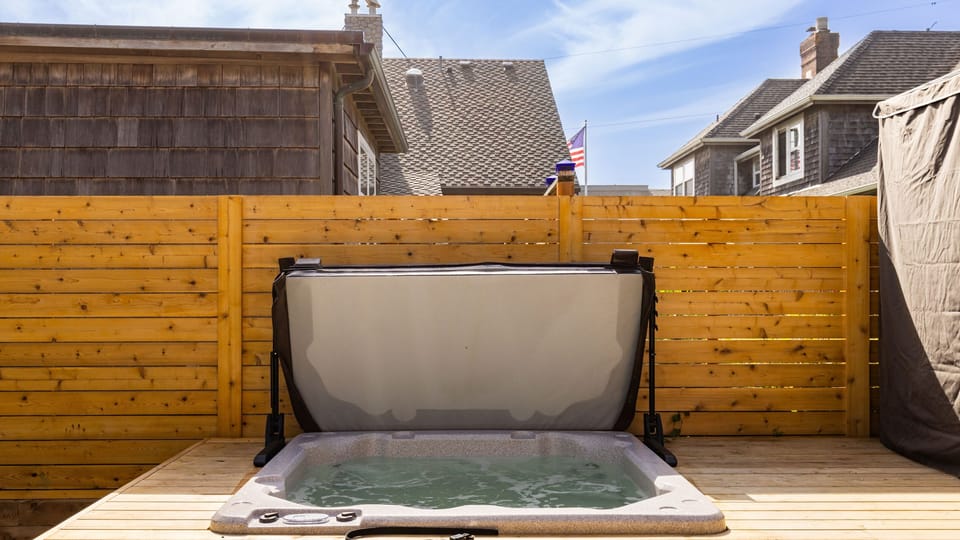 Hot tub.