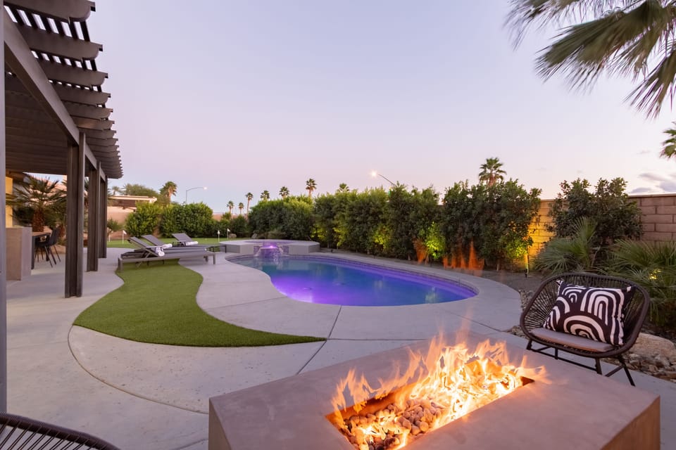 Firepit, hot tub, and pool.