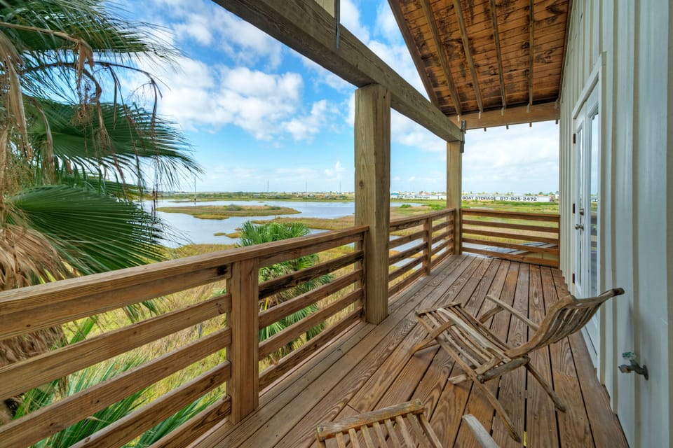 Balcony with a breeze