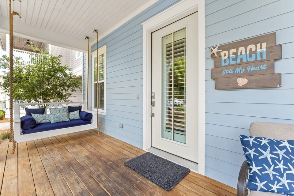 Beach Still My Heart by AvantStay | Coastal Home + Bikes + Golf Cart Shared Pool + Near Beach House in South Walton County
