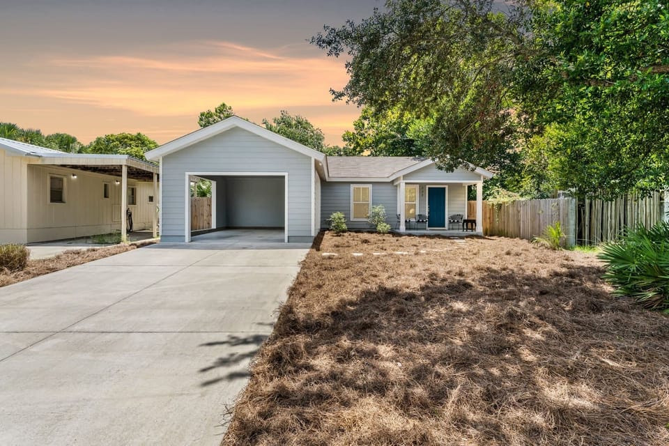 Hassle-free parking available.