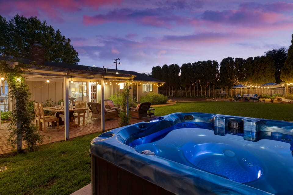 Hot tub.