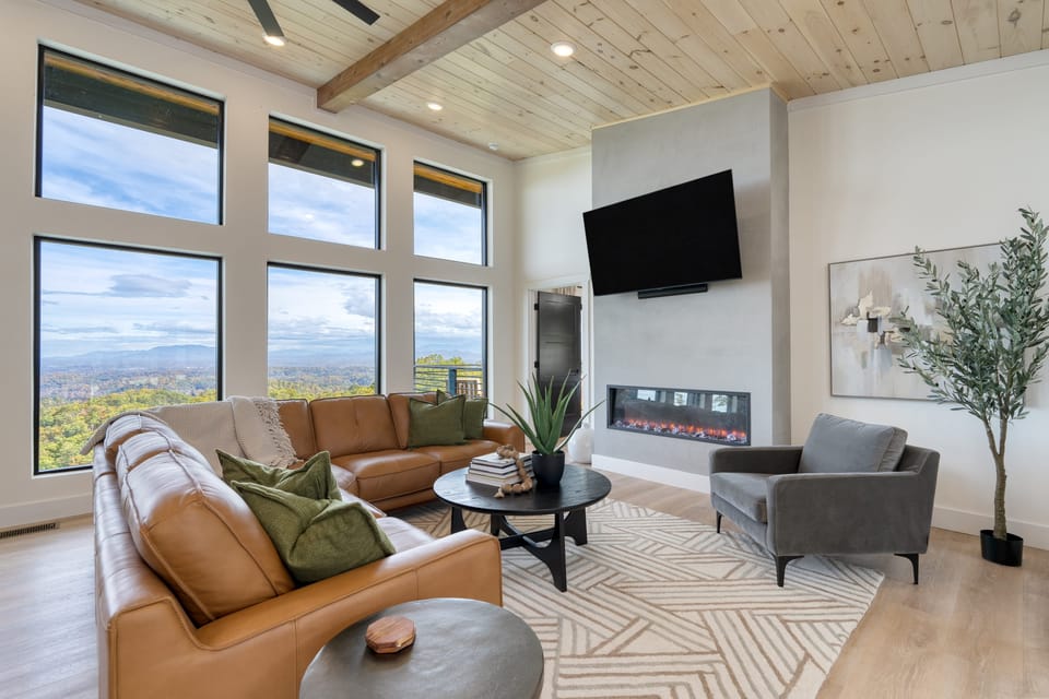 TV and fireplace in the living room.