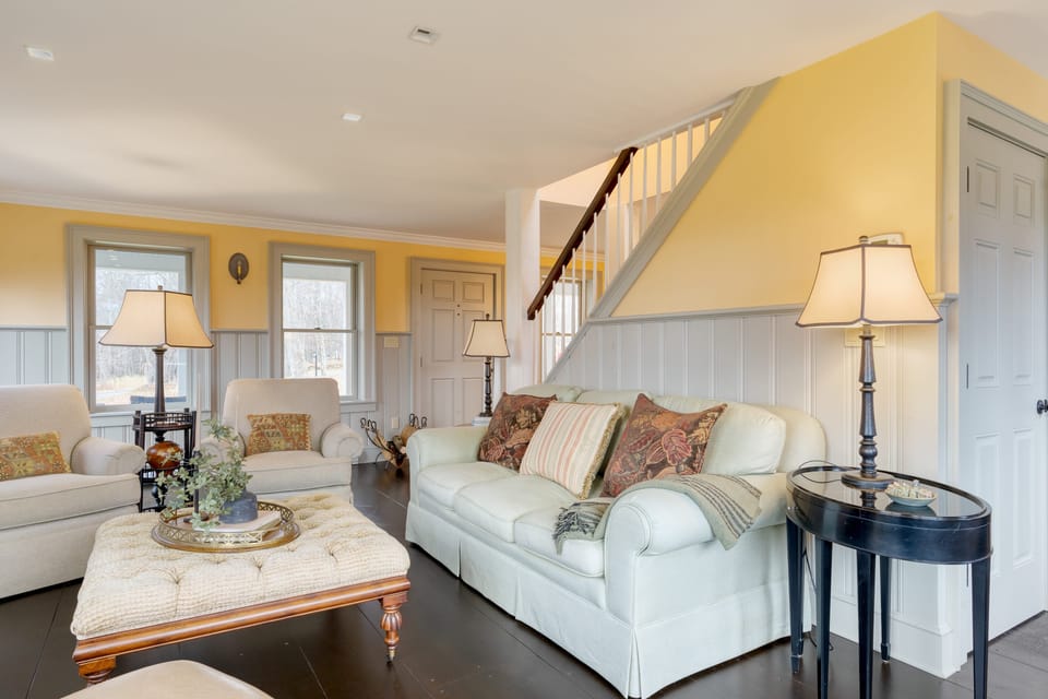 Living room.