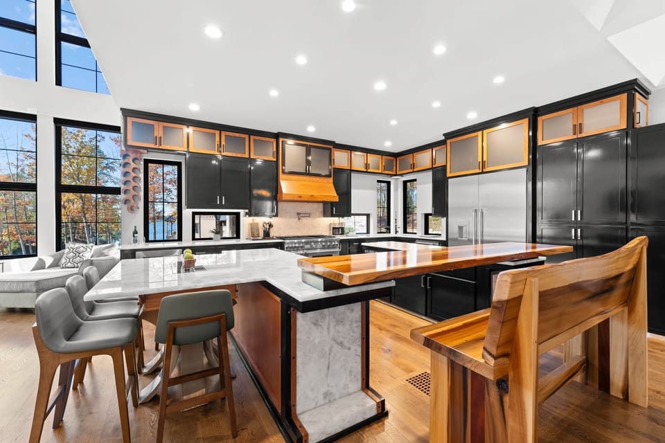 Amazing Chef's kitchen, fully stocked, two+ islands and lake views!