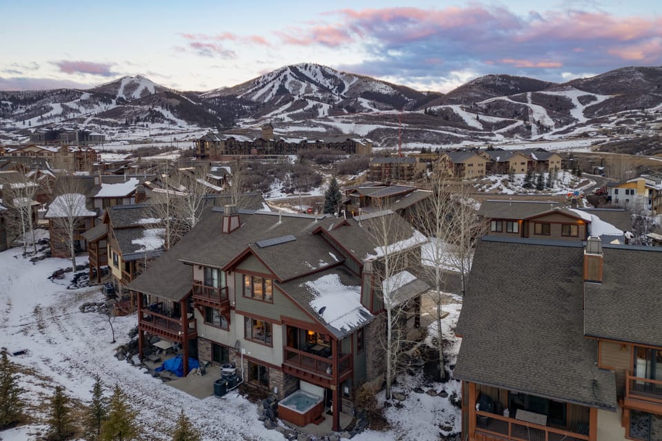 Welcome to Blue Skies Lakeside - your ultimate Park City retreat!