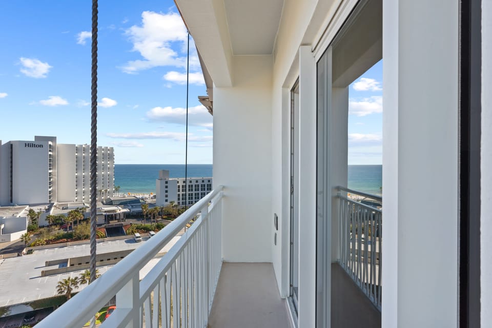 Small balcony area.
