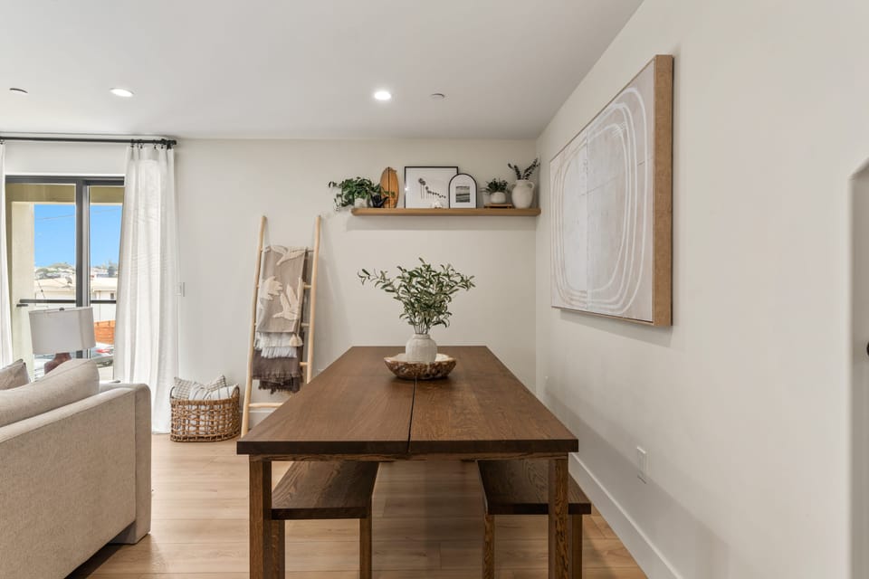 Chic dining area.