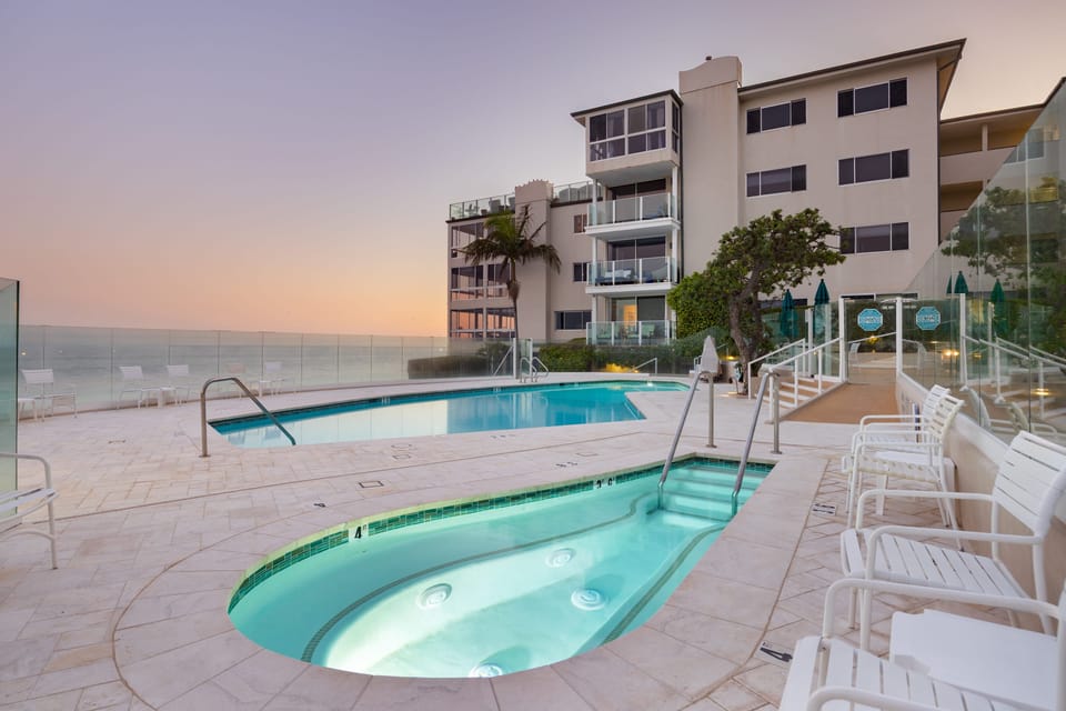 Communal pool area.