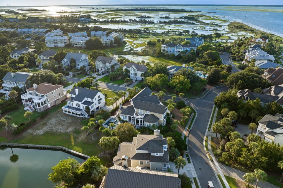 Experience Isle of Palms, AvatStay style.