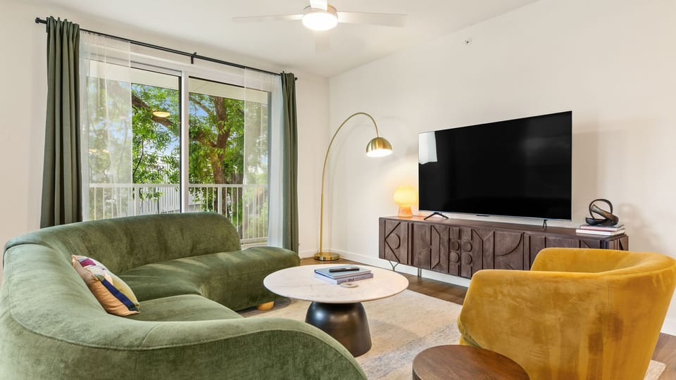 Accessible Suite w/ Private Balcony | Pool, Restaurant, Bar, Creative Space | The Code by AvantStay Apartment in Austin