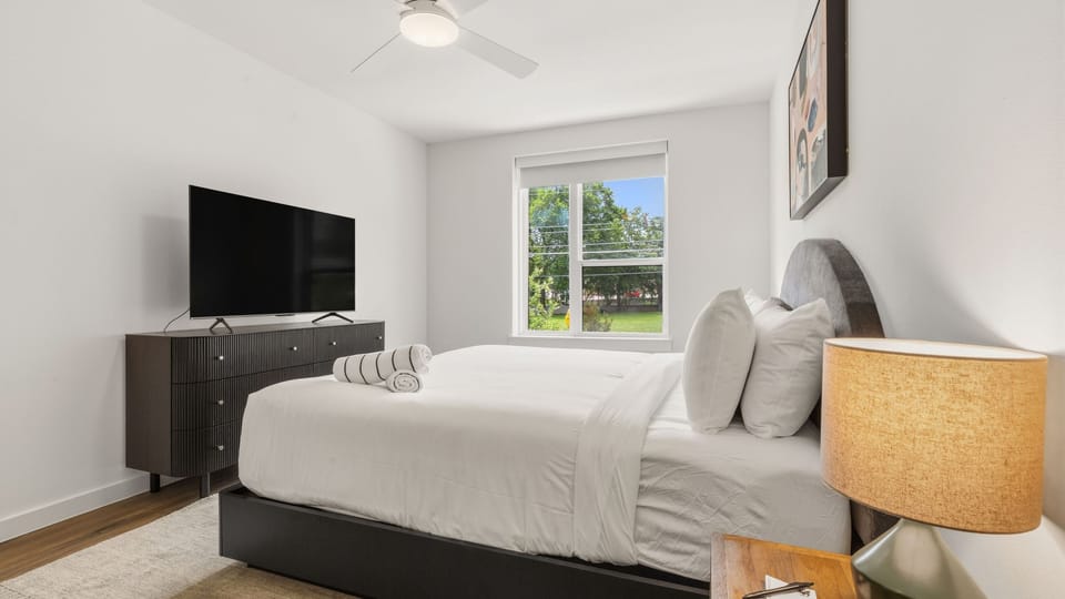 Resort-Style Pool, Bar, Dining, Terrace | Designer Suite w/ Private Balcony | The Code by AvantStay Apartment in Austin