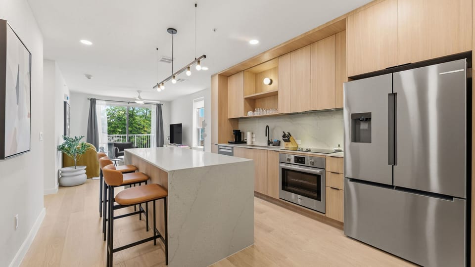 1BR Suite w/ Private Balcony | Pool + Terrace + Dining | The Code by AvantStay Apartment in Austin