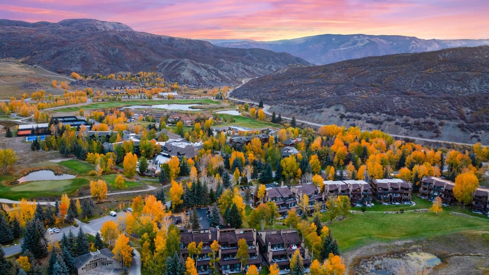 Experience Aspen, AvantStay style!