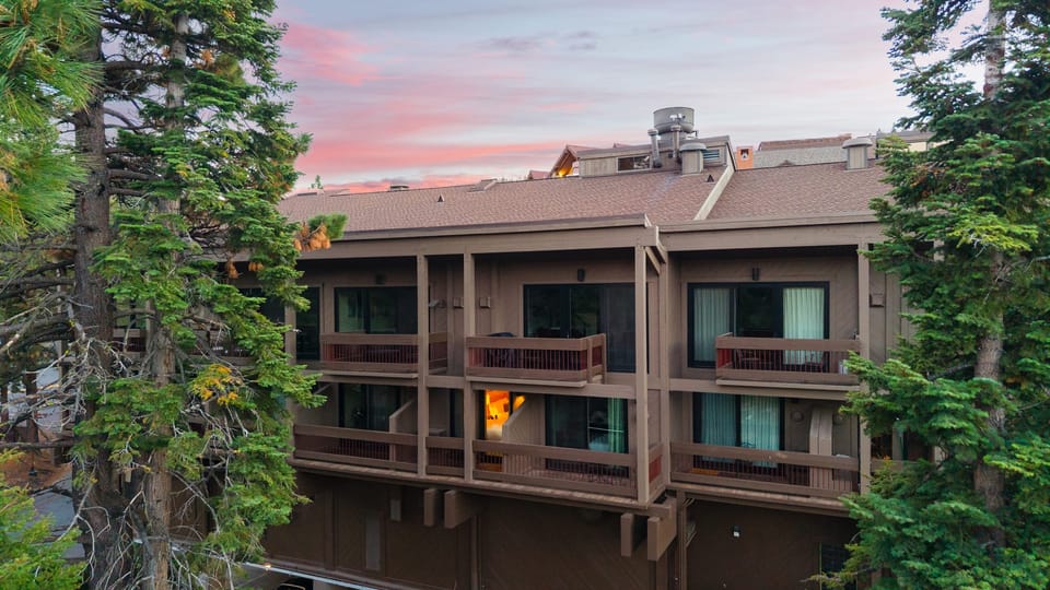 Exterior showing balcony.