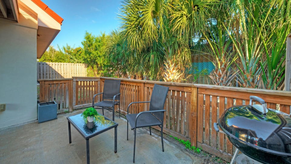 Unwind on the back patio. (Casa San Miguel)
