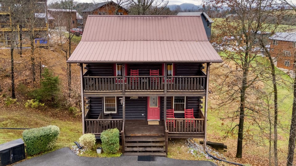 Exterior view of the cabin at sunset.