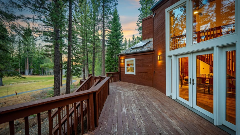 Step onto your private forest-view deck—perfect for morning coffee, golden-hour hangs, and soaking in Tahoe’s fresh mountain air.