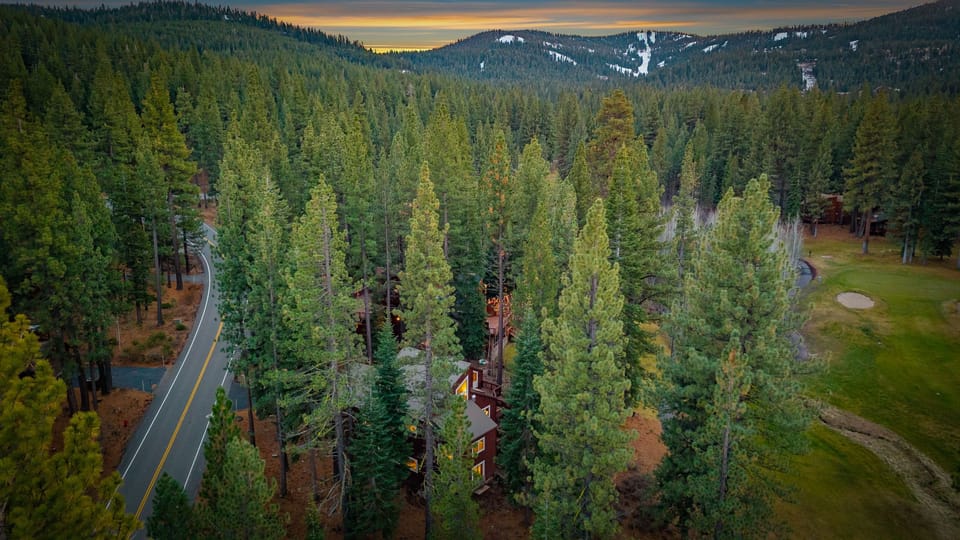 Aerial view of the neighborhood.