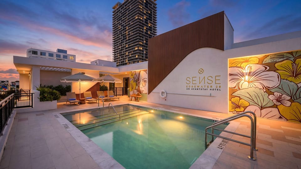 Experience Miami’s most iconic sunsets from our signature rooftop pool!