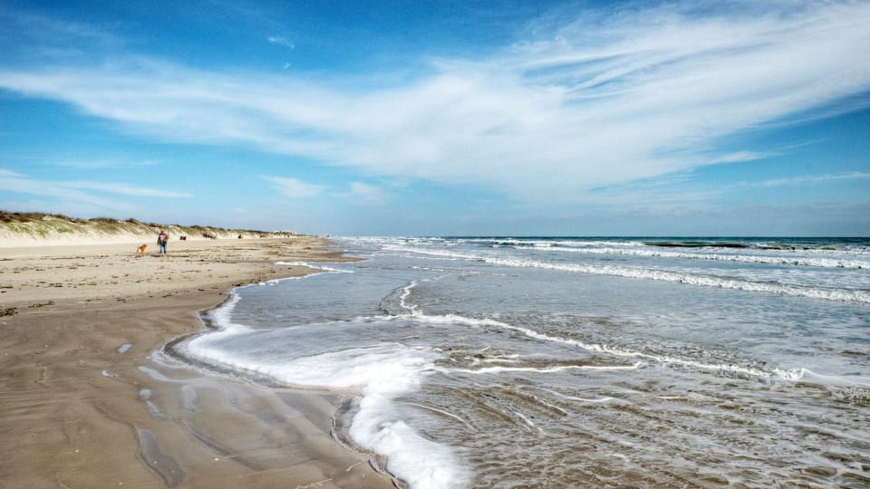 Experience Port Aransas, AvantStay style.