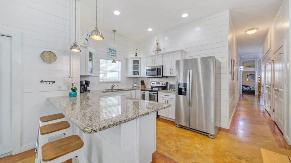 Morning magic at the breakfast bar. (Pirate's Lair)