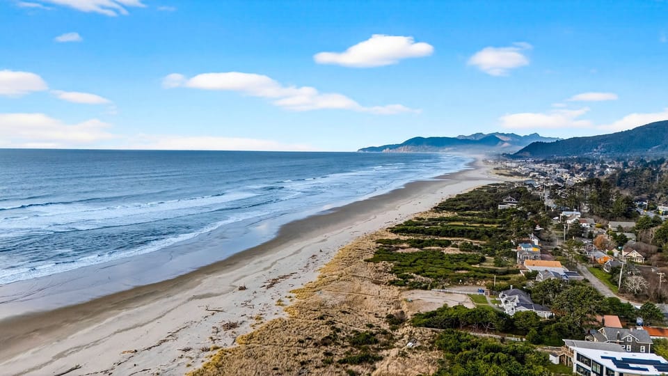 Located just 3 blocks away from the beach.