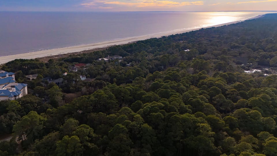 Experience Hildton Head, AvantStay style.