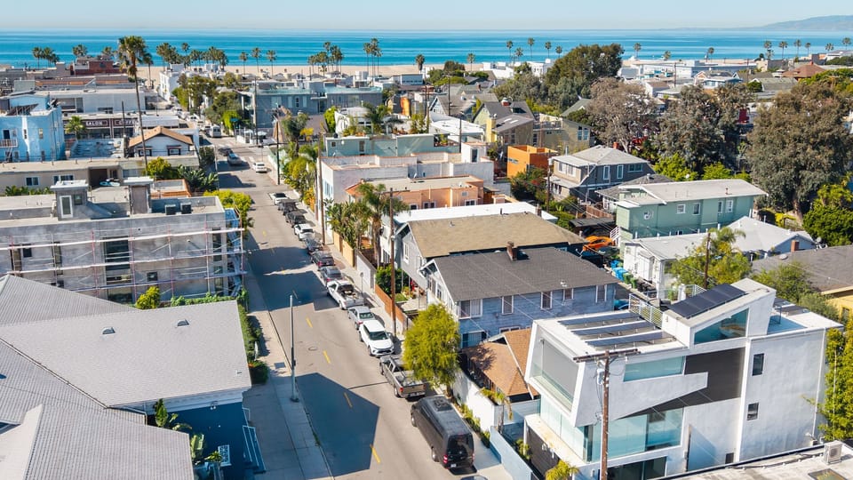 A short stroll to the beach, with the best of the neighborhood and coastline close at hand.