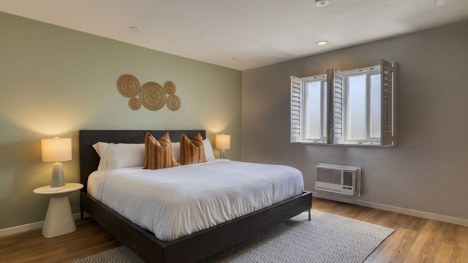 The Mara by AvantStay | Rooftop Ocean Views + Pool + Spa | Walk to Beach + Galleries + Restaurant Hotel in Laguna Beach