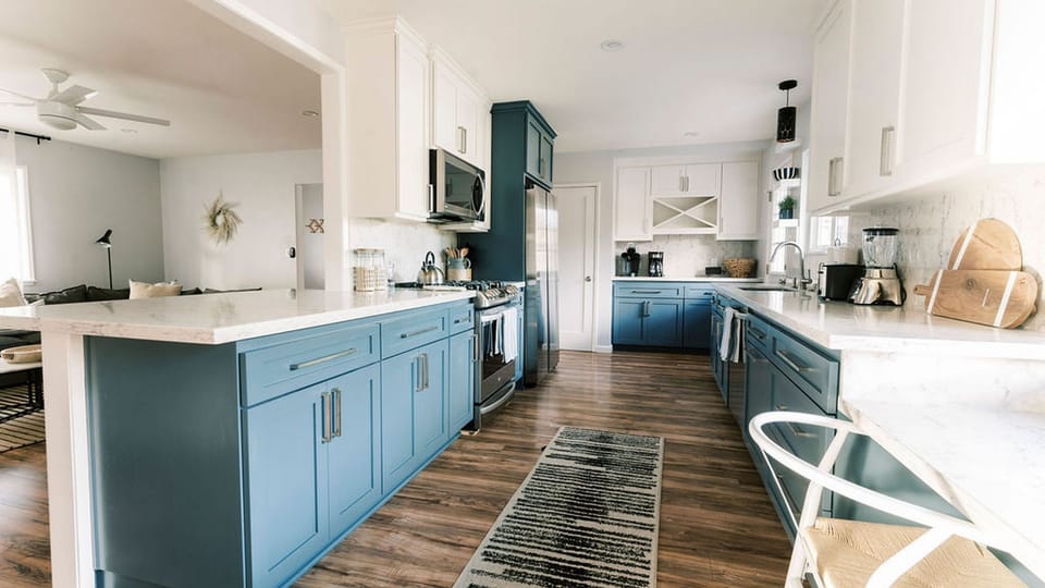 Lake Park Landing by AvantStay | Spa + Firepit + BBQ | Near Atascadero Lake Park House in Atascadero