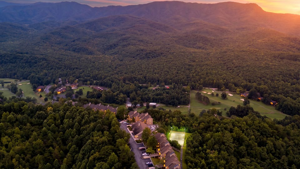 Aerial view of the neighborhood.