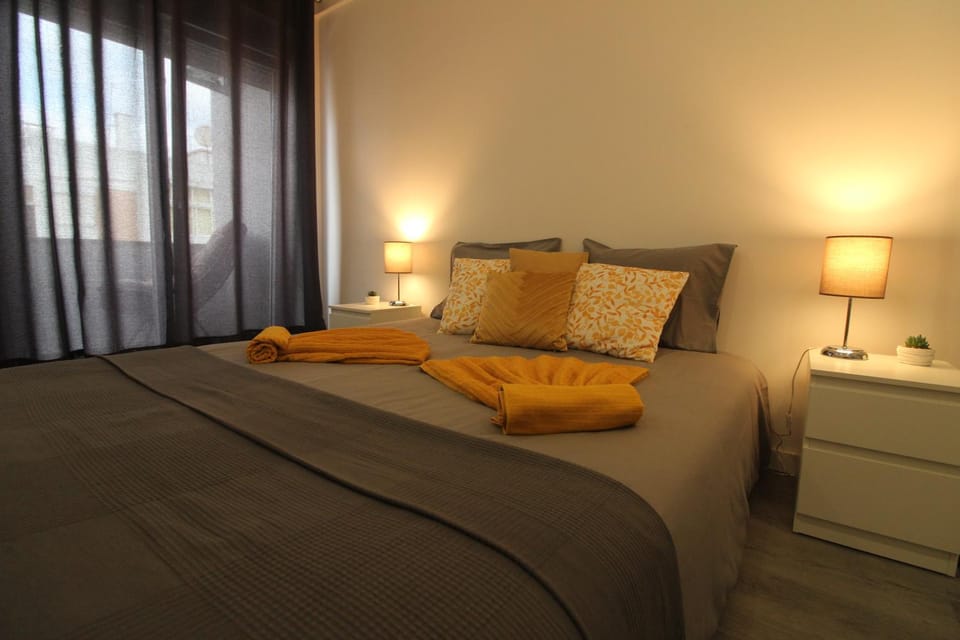 Balcony/Terrace, Decorative detail, Bedroom, air conditioner